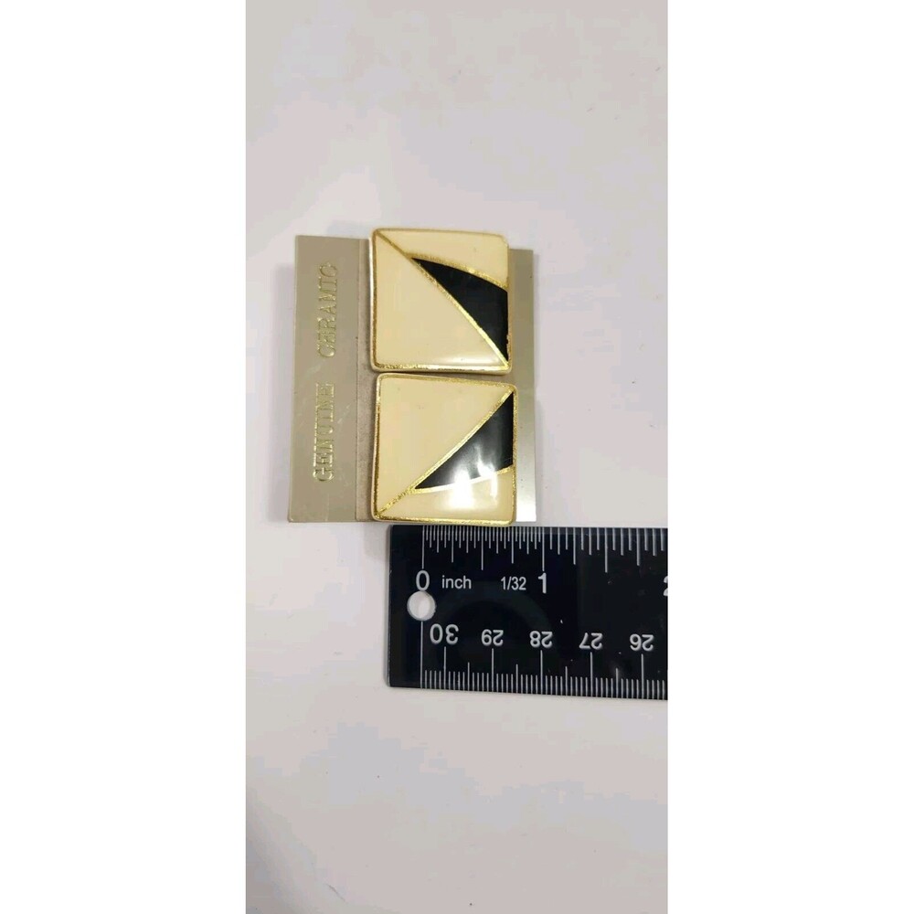 Vintage Genuine Ceramic Art Deco FA Style Black And White Pierced Earrings NEW! - Picture 3 of 3